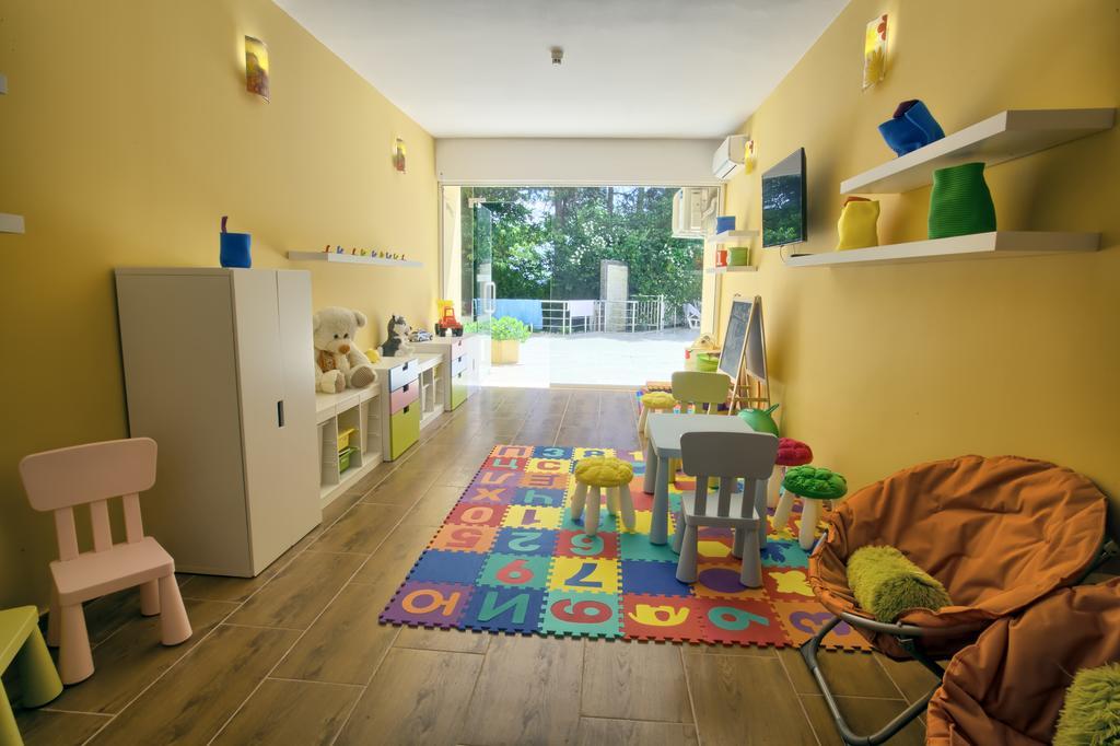 Luna Beach Hotel ゴールデンサンド エクステリア 写真